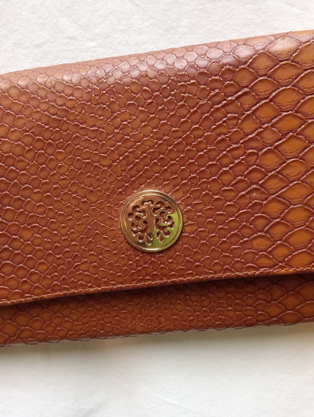 Sasha New York Brown Croc Vegan Leather Envelope Clutch with Shoulder Strap